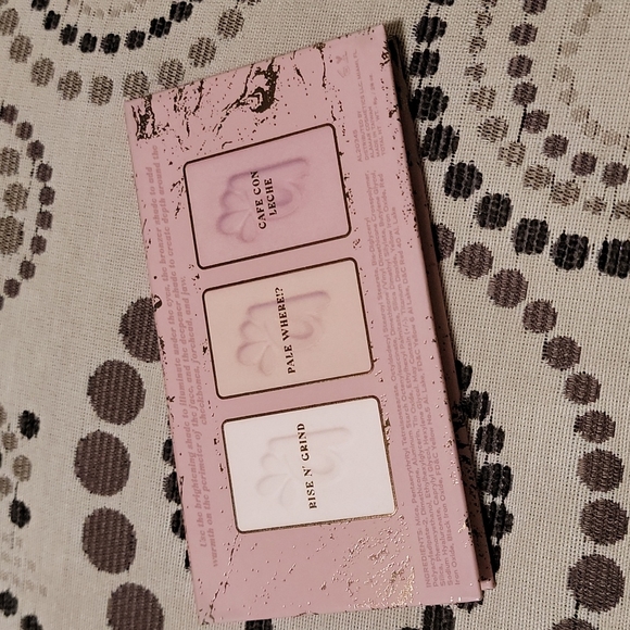 Alamar Hydrating Complexion Trio - Picture 2 of 3